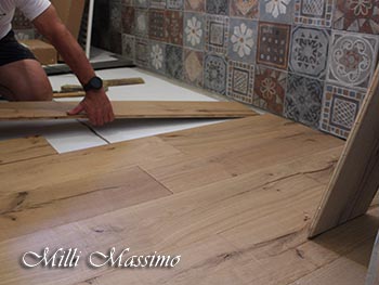 Levigatura del parquet in cantiere